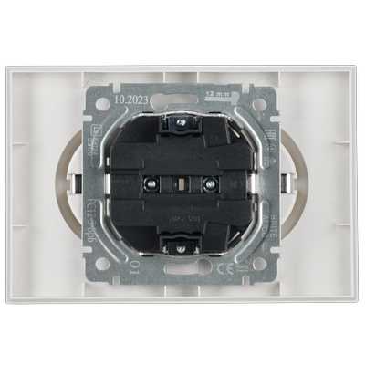 розетка силовая IEK Brite РС12-3-БрБ Белый