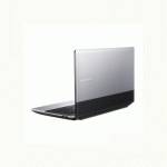 ноутбук Samsung NP300E7A-S01 Серебристый